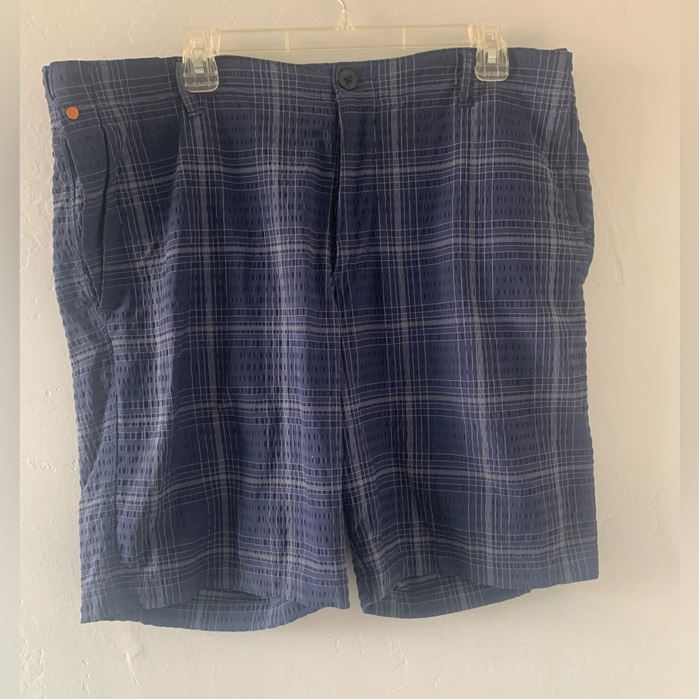TOMMY BAHAMA  Men Shorts Blue Plaid Nylon/Spandex  Size 35